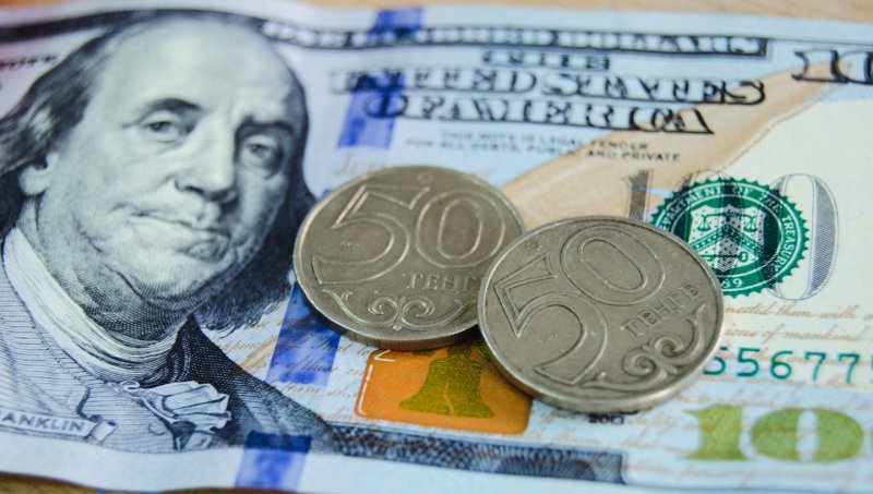 Доллар подрос до 380 тенге - «Финансы»
