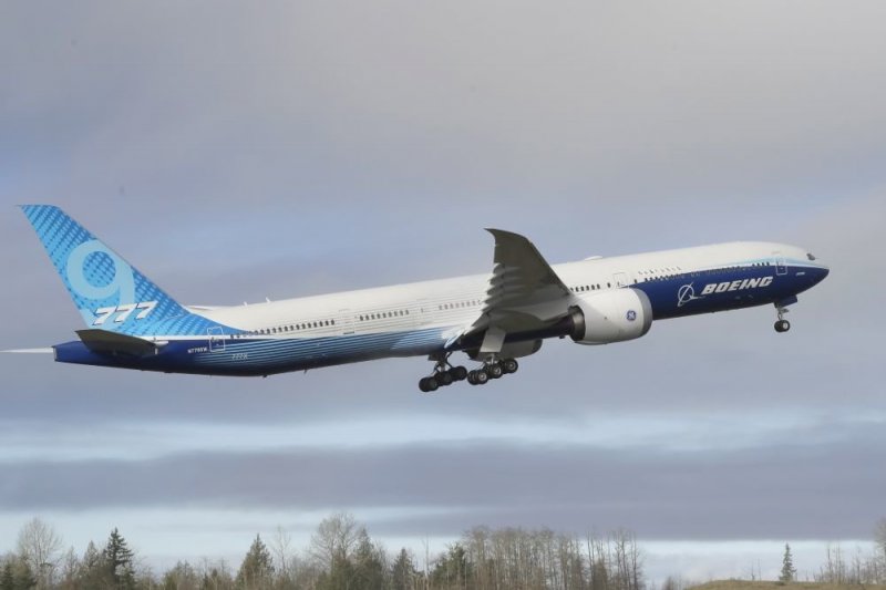 В США новый Boeing 777X совершил первый испытательный полет - «Финансы»