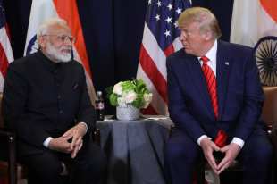 Трамп посмеялся над попытками Блумберга скрыть свой рост - «Финансы»