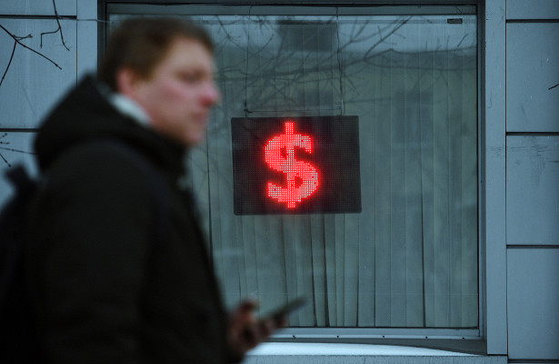 Россияне резко закупились долларами&nbsp - «Экономика»
