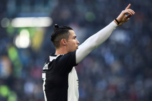 Гол Роналду помог "Ювентусу" уйти от поражения в матче против "Милана" - «Финансы»