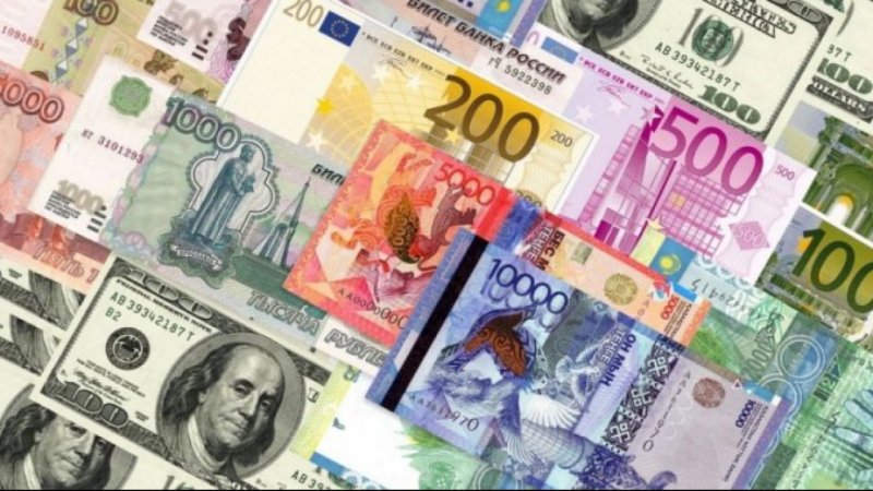 Курсы валют: доллар снова дешевеет, а рубль дорожает - «Финансы»