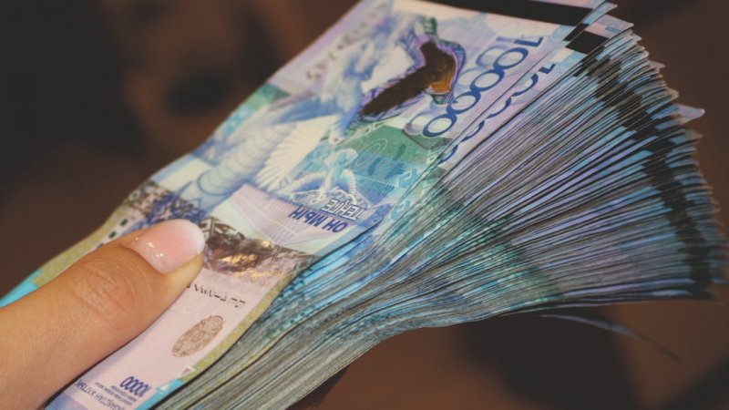 На 346 млрд тенге получили казахстанцы потребительских кредитов в январе - «Финансы»
