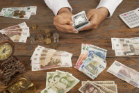 Курс доллара превысил 72 рубля - «Финансы»