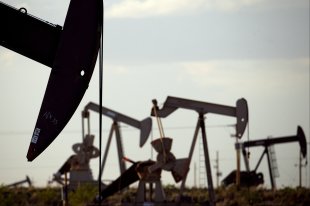 Растущая нефть поддержала рубль - «Финансы»