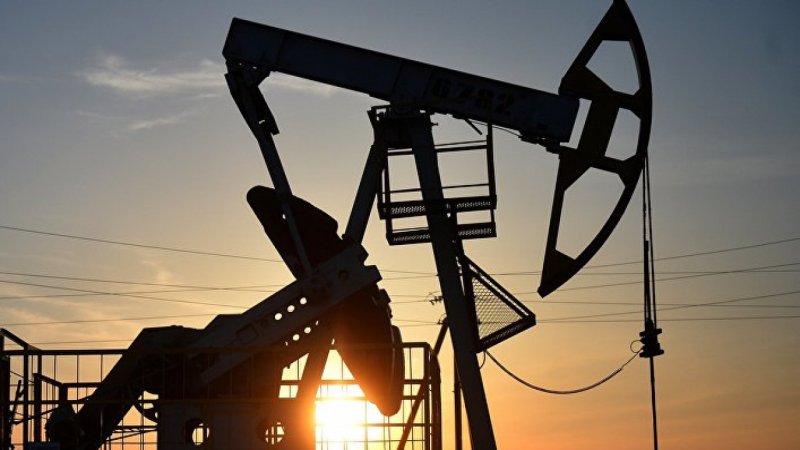 Цена нефти марки Brent растет более чем на 6% после обвала - «Финансы»