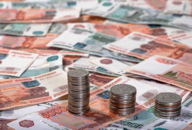 Определен диапазон колебаний курса рубля в конце марта - «Финансы»