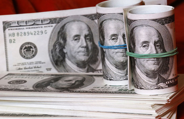 ЦБврамках мерпоснижению волатильности нарынке продал валюту на13,2млрд рублей&nbsp - «Экономика»