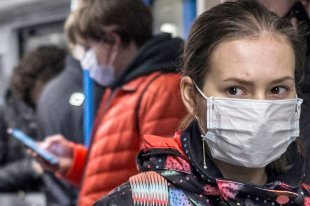 Власти назвали цены на медицинские маски в московском метро - «Финансы»