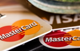 Непостижимая отсрочка. Как россияне борются за законные кредитные каникулы - «Финансы»