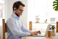 Как помогают деньгами малому и большому бизнесу - «Финансы»