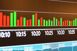 Курсы доллара и евро будут зависеть от событий четверга - «Финансы»