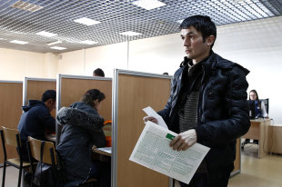 В России может сократиться число трудовых мигрантов - «Финансы»