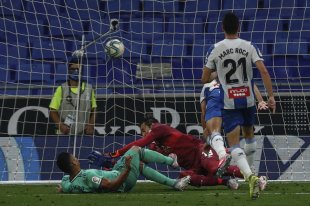 "Барселона" объявила о переходе полузащитника "Ювентуса" Пьянича - «Финансы»