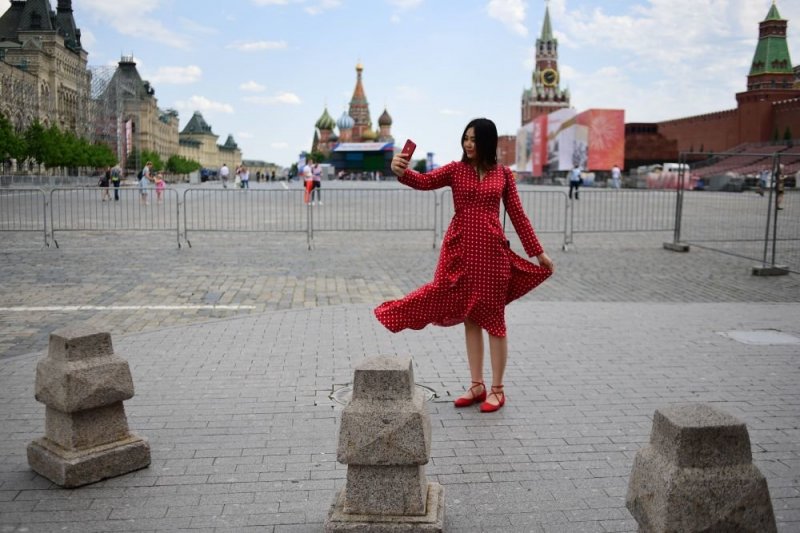 В День России москвичей ждут облачная погода, дождь и до 26 градусов тепла - «Финансы»
