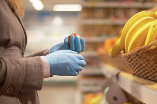 Профессор назвал пять самых опасных продуктов на прилавках - «Финансы»