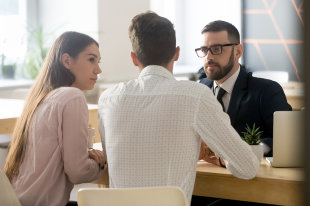 Банки запустили переводы от компаний гражданам по номеру телефона - «Финансы»