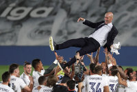 "Барселона" поздравила "Реал" с чемпионством - «Финансы»