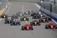 Российский пилот Шварцман выиграл Гран-при Венгрии в "Формуле-2" - «Финансы»