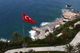 На первом этапе полеты за границу разрешат из шести городов России - «Финансы»