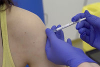 В Китае две компании приступили к испытаниям на людях вакцины от COVID-19 - «Финансы»