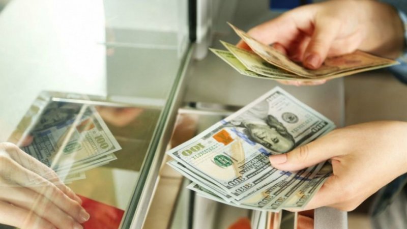 Сколько долларов купили казахстанцы в июне - «Финансы»