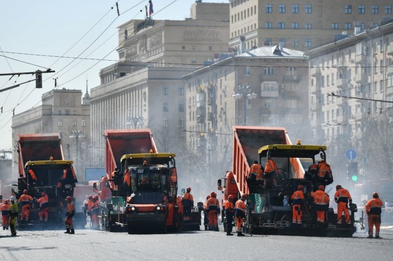 Петр Бирюков: Более 900 дорог отремонтируют в Москве в этом году - «Финансы»