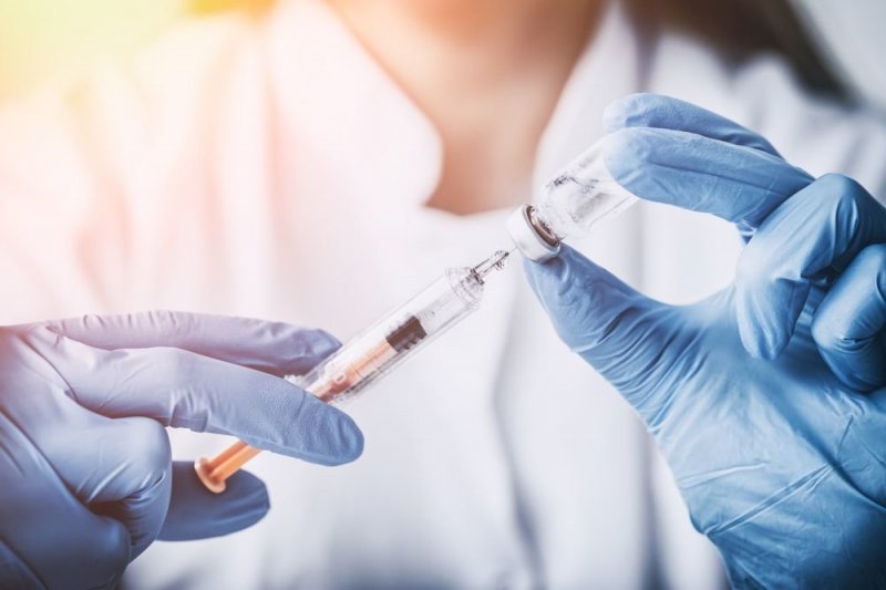 Центр "Вектор" приступил ко второму этапу испытаний вакцины от COVID-19 - «Финансы»