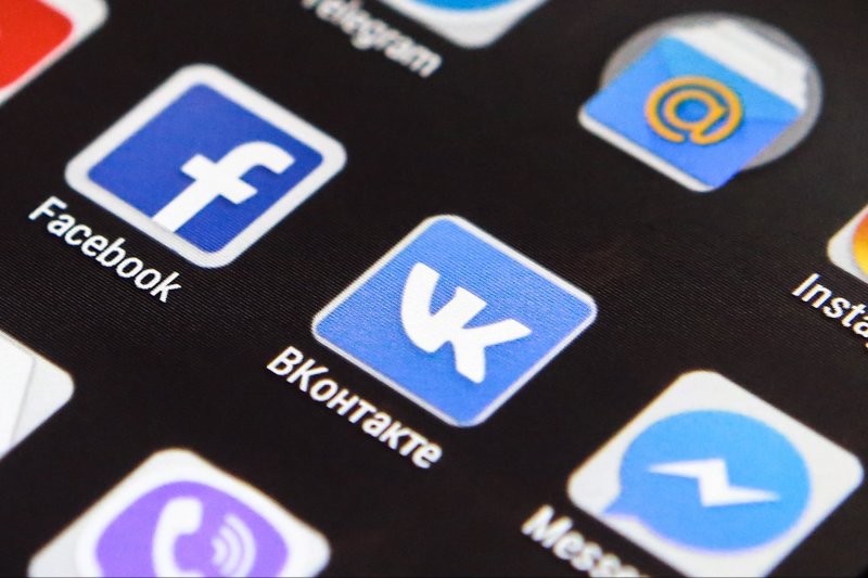 Во "ВКонтакте" теперь можно искать работу - «Финансы»