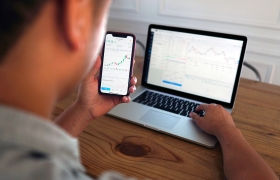 Разбор Банки.ру. Топ-3 доходных карт января - «Финансы»