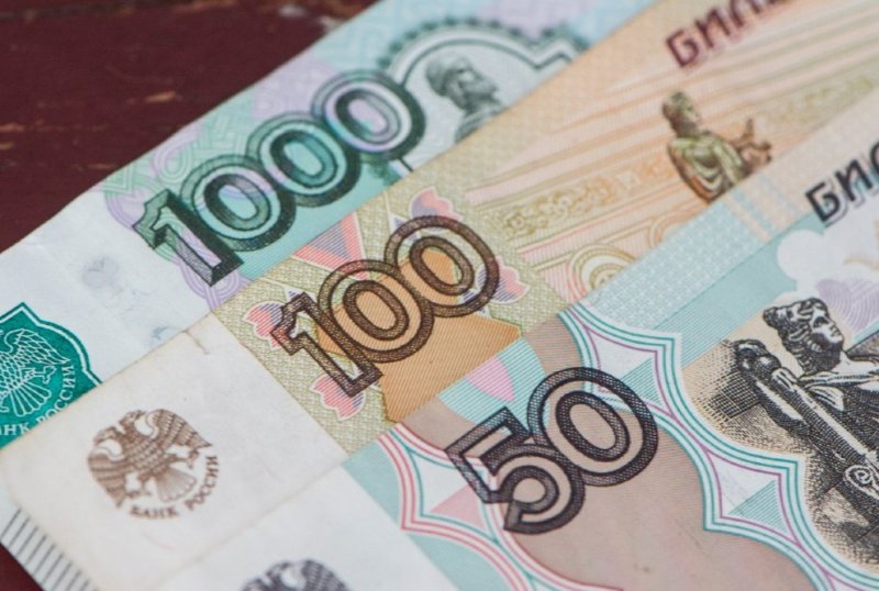 Реальный эффективный курс рубля вырос на 42,2% с начала года - «Финансы»