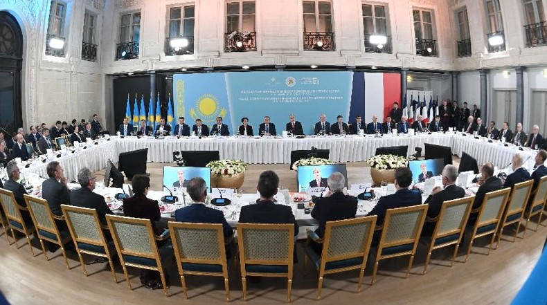 Токаев пригласил капитанов бизнеса Франции инвестировать в Казахстан - «Инвестиции»