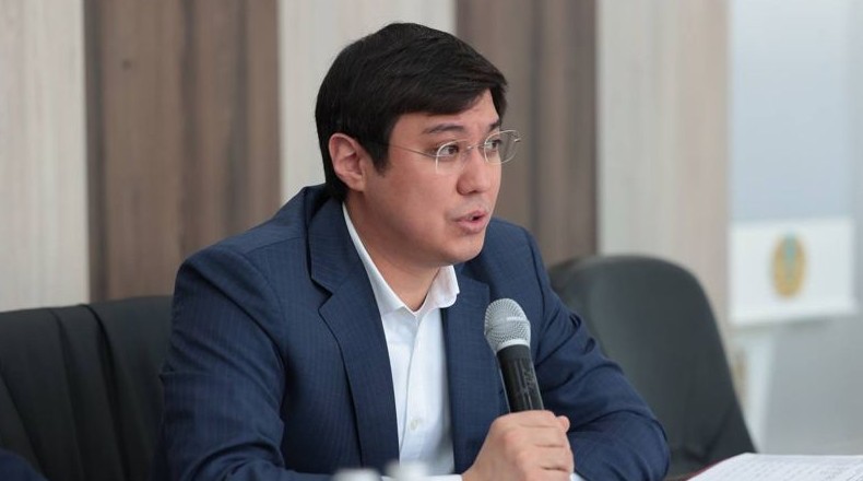 Вице-министр национальной экономики РК Ильяс Усеров провел итоговую встречу с населением Наурызбайского района - «Инвестиции»